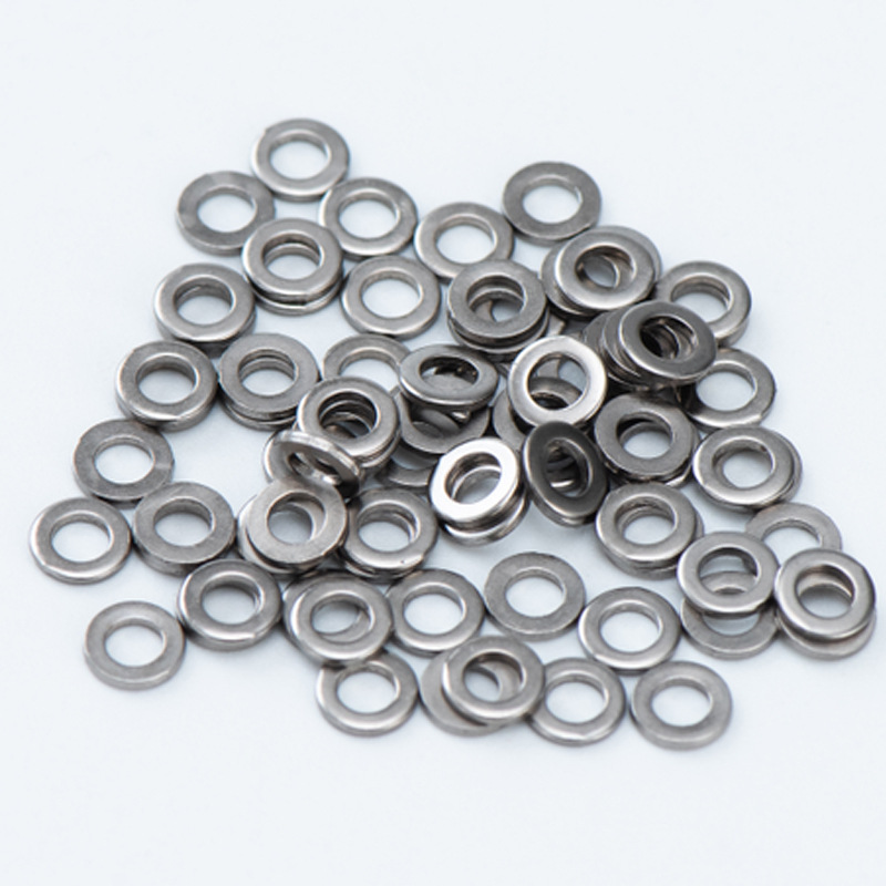 How to Use a Lock Washer with a Flat Washer?